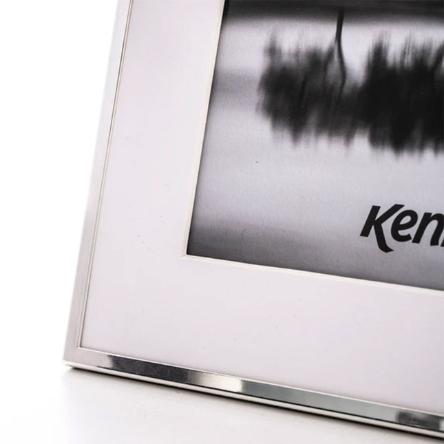 Kenro Avenue Silver Photo Frame With Mount  7X5 Inch  – Free Photo Print