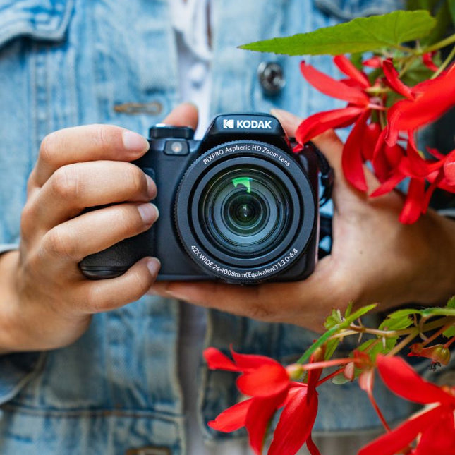 Kodak PIXPRO AZ425 Digital Camera Bundle – 20MP, 42x Optical Zoom, Case, Extra Battery & SD Card