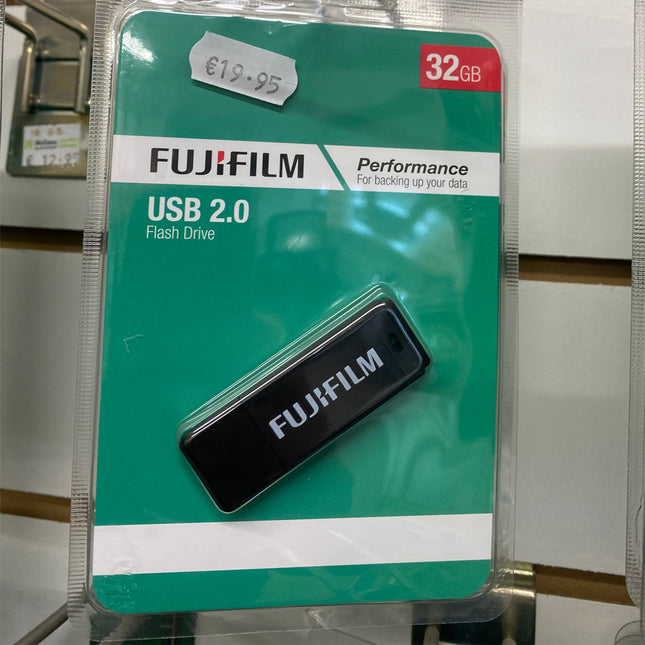 Fujifilm 32GB USB Flash Drive USB 2.0 Portable Memory Stick