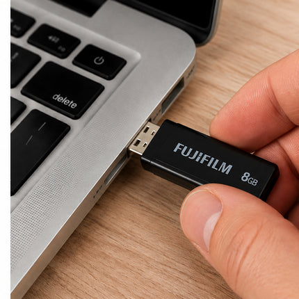 Fujifilm 8GB USB 2.0 Flash Drive High Quality USB Memory Stick